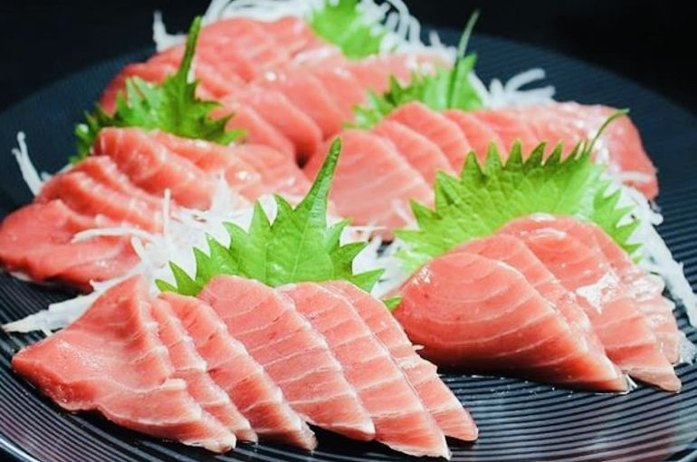 神奈川　川崎　海鮮丼　マグロ丼　どんぶり屋まぐろ大将