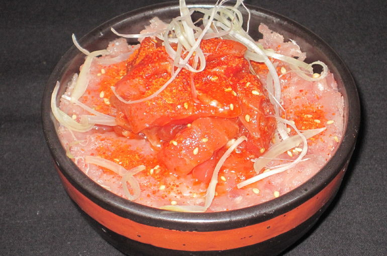 神奈川　川崎　海鮮丼　マグロ丼　どんぶり屋まぐろ大将