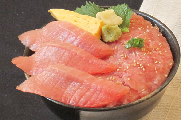 神奈川　川崎　海鮮丼　マグロ丼　どんぶり屋まぐろ大将