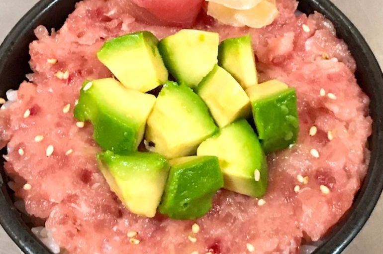 神奈川　川崎　海鮮丼　マグロ丼　どんぶり屋まぐろ大将